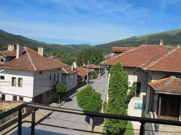 Фото номера Двухместный номер с 1 кроватью и видом на горы Гостевой дом Guest House Lefterova г. Котел 4