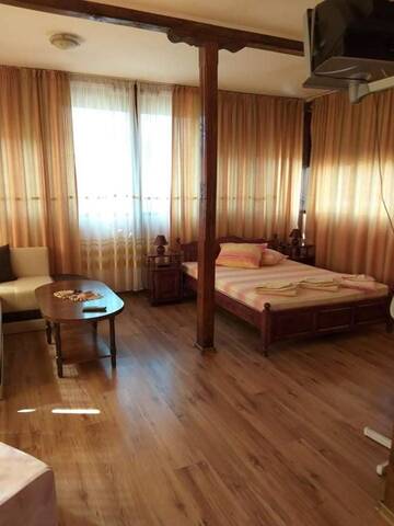 Фотографии Отель Hotel Ambrozia г. Котел (Болгария) №5 Фото Отель Hotel Ambrozia г. Котел 5