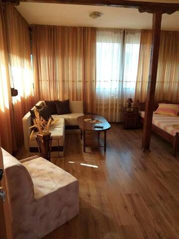 Фотографии Отель Hotel Ambrozia г. Котел (Болгария) №2 Фото Отель Hotel Ambrozia г. Котел 2