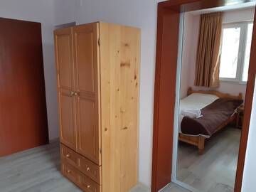 Фото номера Четырехместный номер с балконом Отель Hotel &amp; Restaurant Chukarite г. Котел 3